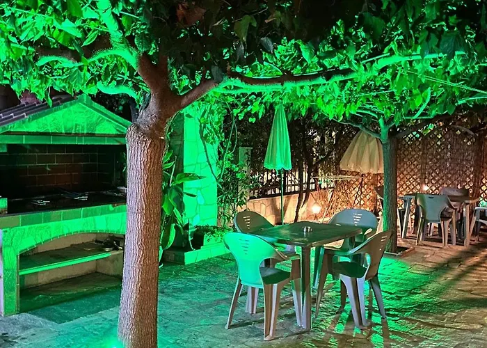 Amaranti Luxury Aparthotel Vrasná